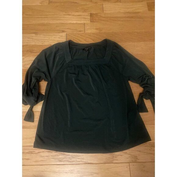 Banana Republic, women's dark green, square neck tied sleeve blouse size XS - Picture 1 of 9